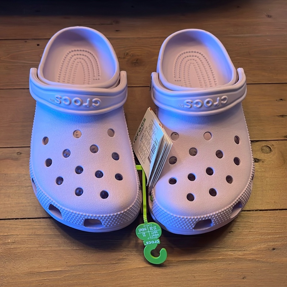 Girls’ Purple Crocs-Brand New Size m5/w7